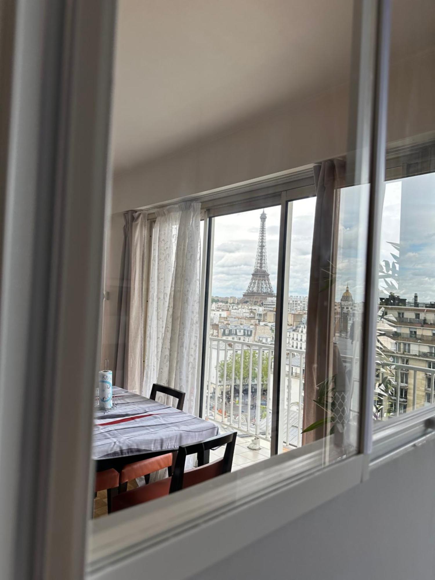 Appartement Tour Eiffel - *