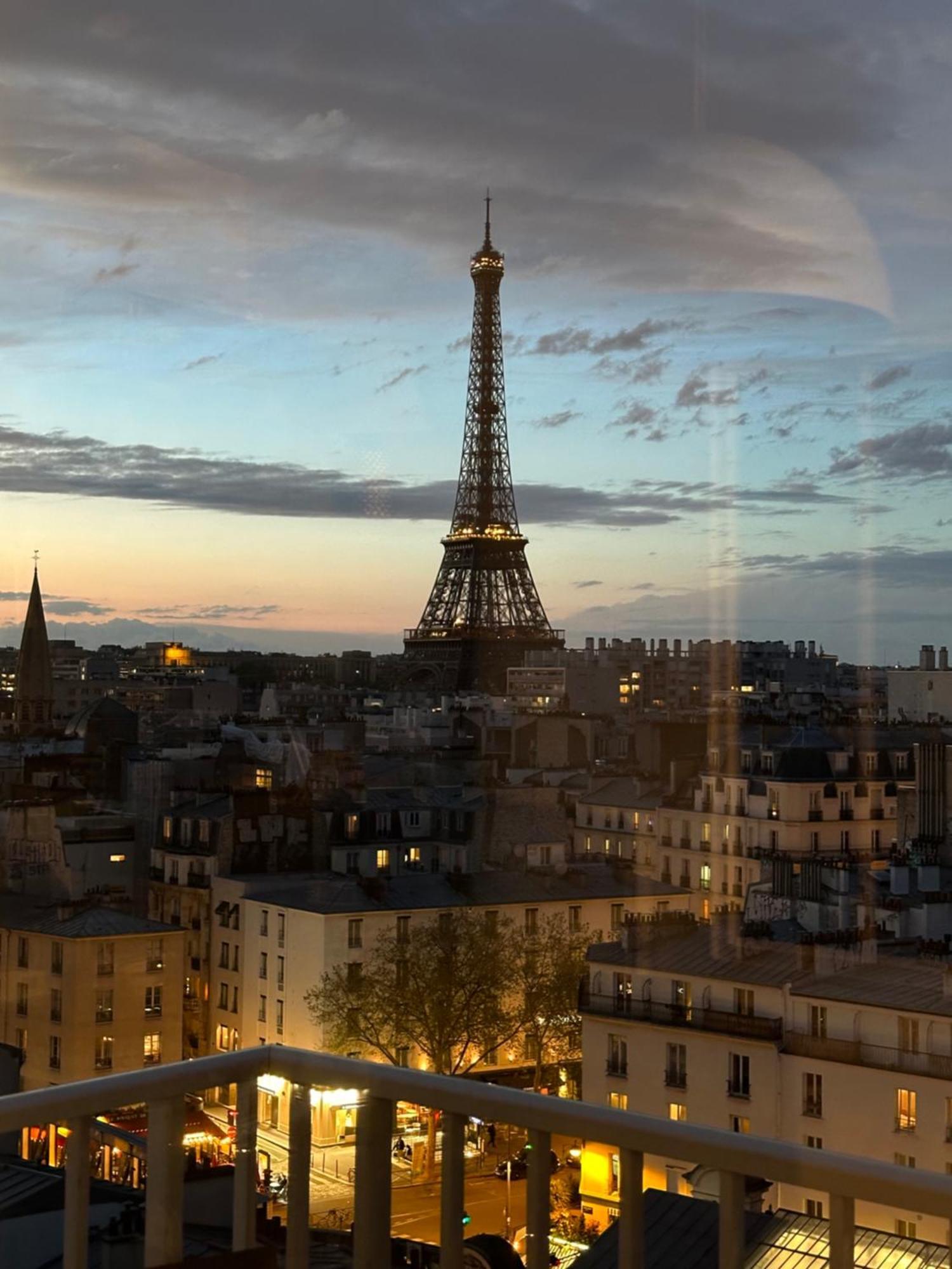 Appartement Tour Eiffel - *